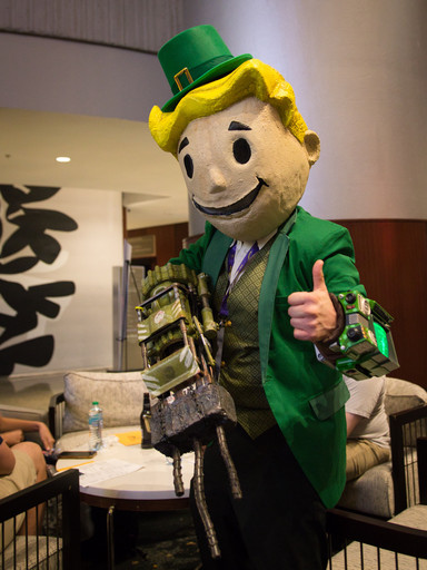 Fallout Lucky Vault Boy 2